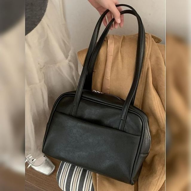 Indenis-Faux Leather Shoulder Bag