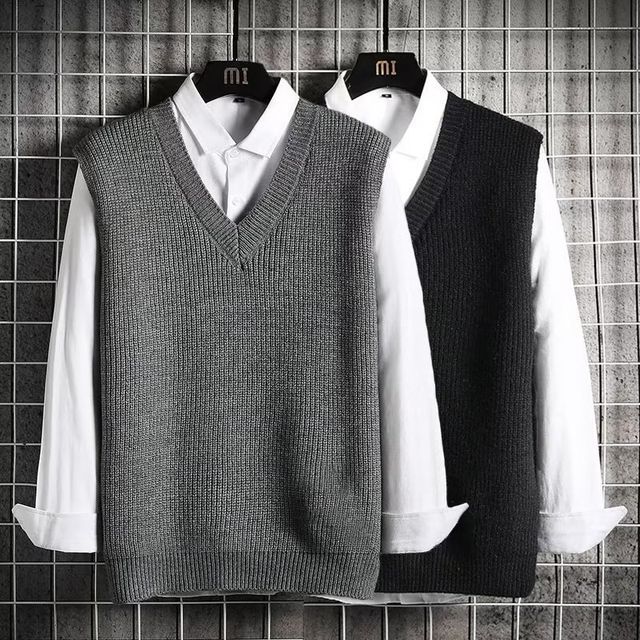 GRAYCIOUS-V-Neck Plain Sweater Vest