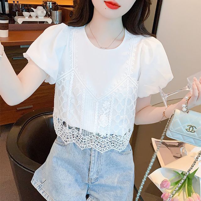 Everose-Short-Sleeve Round Neck Plain Lace Panel Blouse