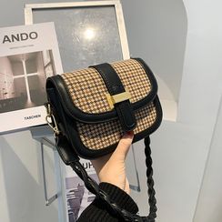 Cipres - Houndstooth Flap Crossbody Bag Cipres - Houndstooth Flap Crossbody Bag