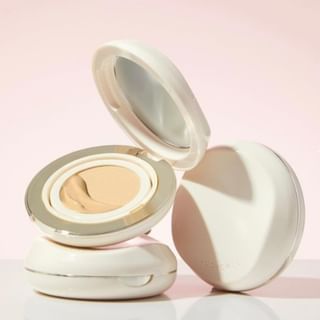 Moisturizing Cushion Foundation - Fond de teint cushion - 4 teintes