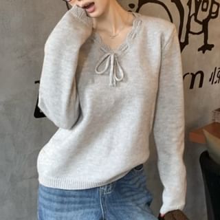 Closette-Long Sleeve V-Neck Bowknot Sweater