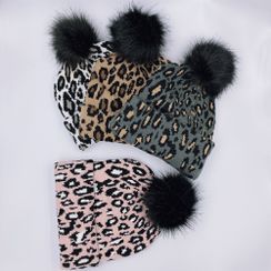 Eva Fashion - Pom Pom Leopard Print Beanie