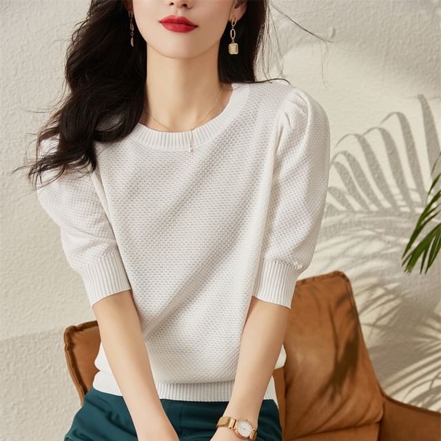 Jeonseon-Short-Sleeve Crew Neck Plain Knit Top