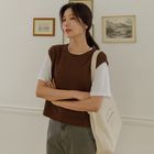 Round Neck Crop Knit Vest