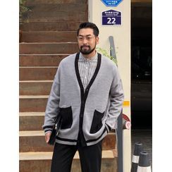 GERIO - V-Neck Contrast-Trim Boxy Cardigan GERIO - V-Neck Contrast-Trim Boxy Cardigan