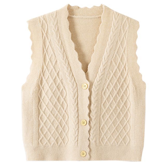 Pomander-Cable-Knit Button-Up Sweater Vest