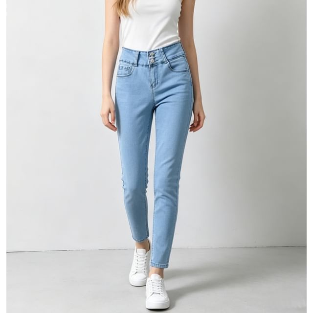 Asiris-L High Waist Three-Button Closure Skinny Jeans