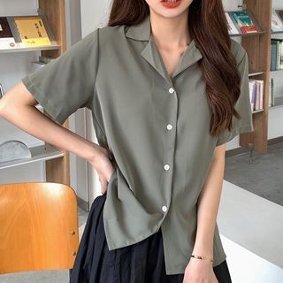 Short-Sleeve Open-Collar Plain Shirt