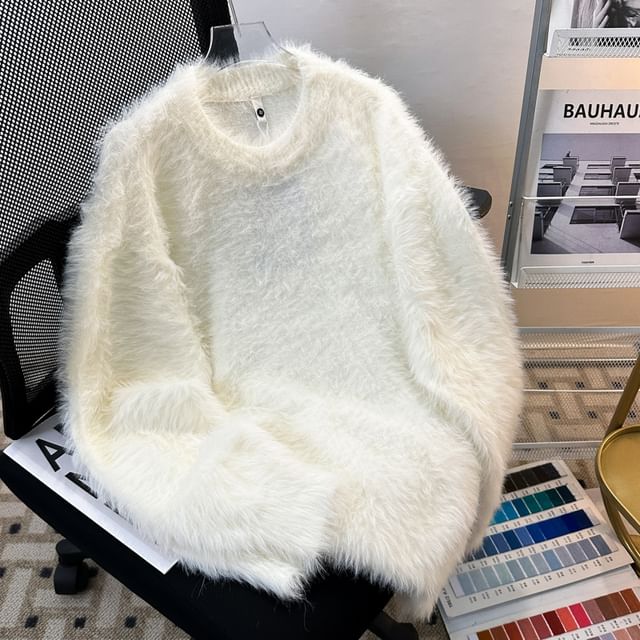 Plummie-Round Neck Plain Fluffy Oversized Sweater
