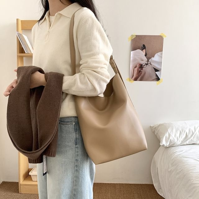 FAYLE-Faux Leather Bucket Bag