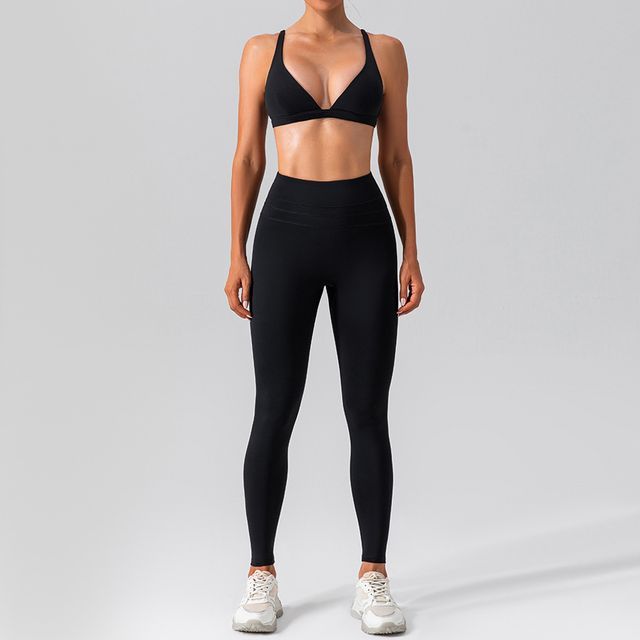Shazzlock - Set: Strappy Plain Sports Bra + Yoga Shorts