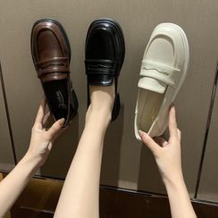 Belbie - Plain Faux Leather Loafers Belbie - Plain Faux Leather Loafers