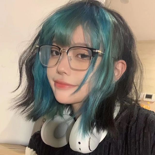 Jellyfish-Medium Full Wig - Wavy Highlight