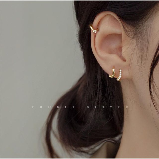 Gaya-Hoop Stud Earring