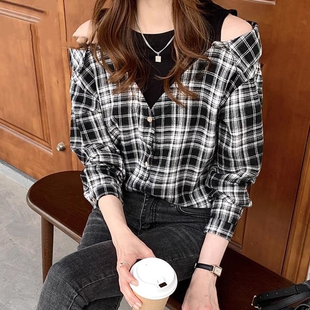 Dragan Pulse-Long Sleeve Cold Shoulder Plaid Mock Two Piece Top