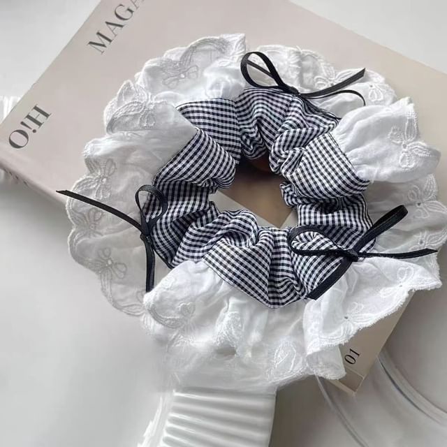 Kiren-Plaid Ruffle Scrunchie