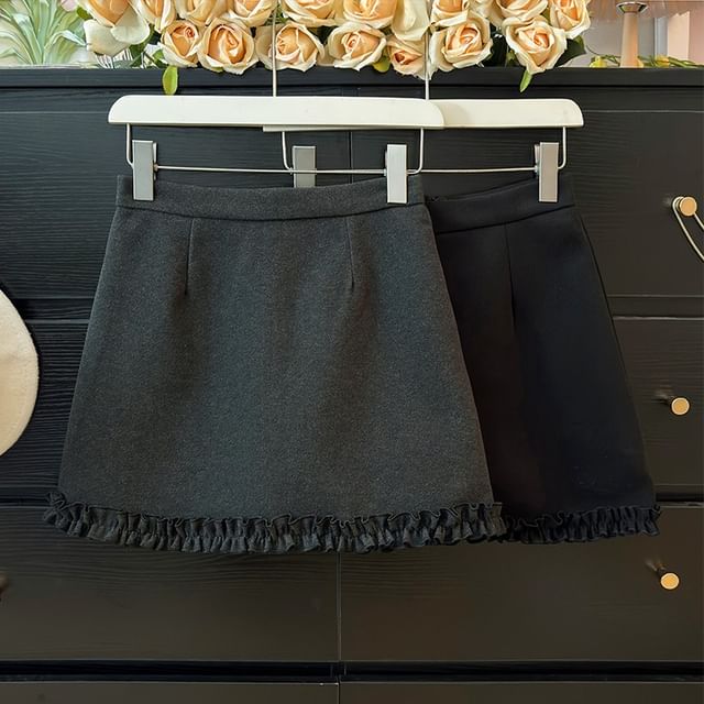 Lemongrass-Ruffled Wool Mini Skirt