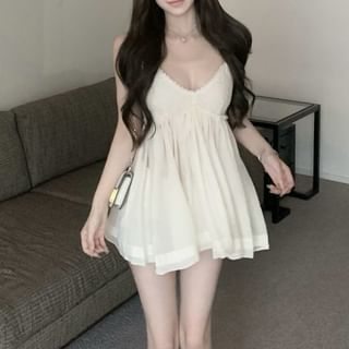 Metonymph-Spaghetti Strap V-Neck Plain Lace Trim Mini Sundress