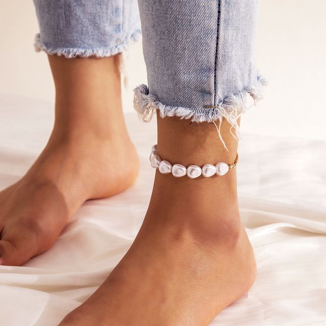 faux pearl anklet