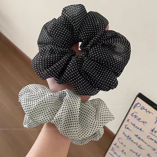 enthice-Polka Dot Scrunchie