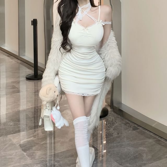 knee length dresses for ladies Lace Faux Fur Trim Gown – CHICIDA main image 0
