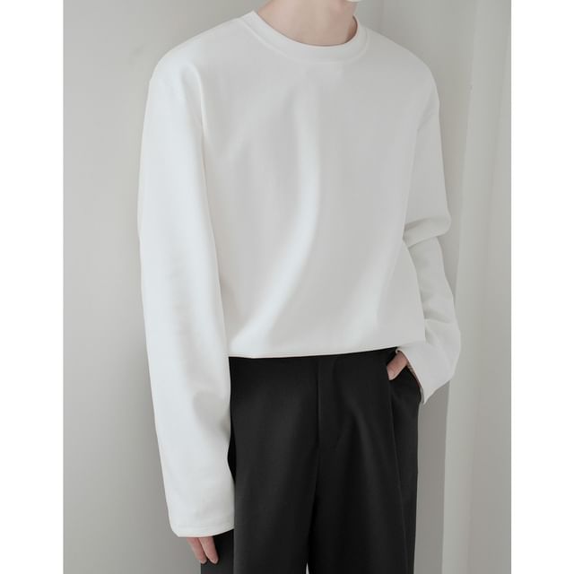 DAZO Studios-Long-Sleeve Crew Neck Plain T-Shirt
