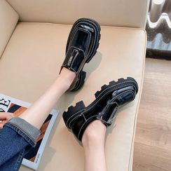 JY Shoes - Platform Square-Toe Contrast Stitching Shoes