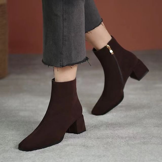 Gordong-Block Heel Pointy Short Boots