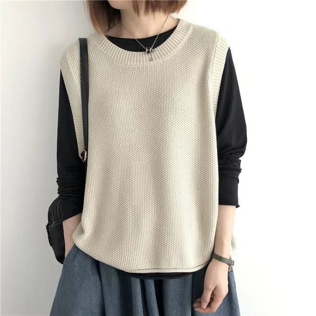 Odestra-Crew Neck Plain Sweater Vest
