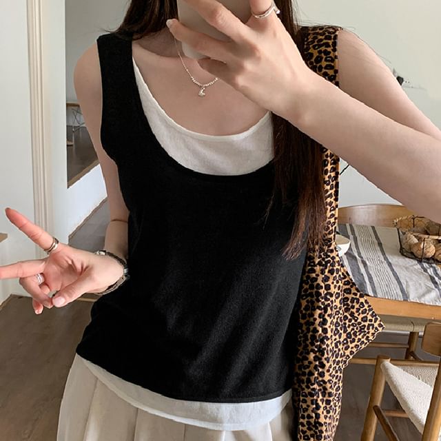 CRIBI-Mock Two-Piece Scoop Neck Two Tone Tank Top