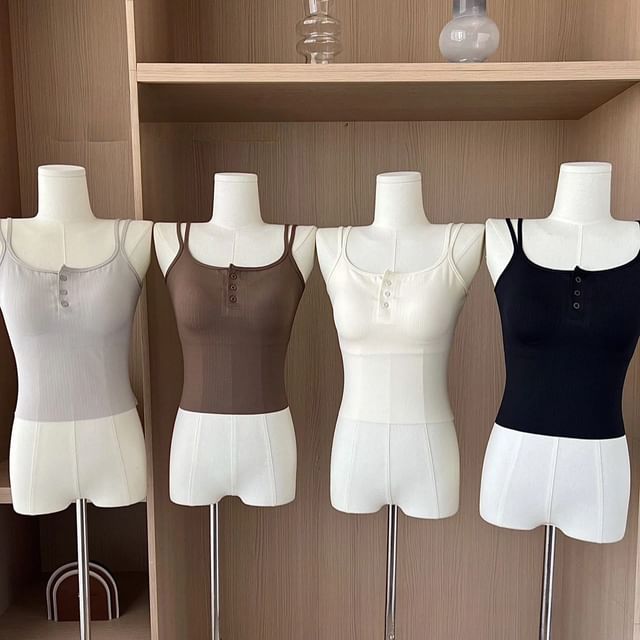 Wildery-Henley Plain Strappy Camisole