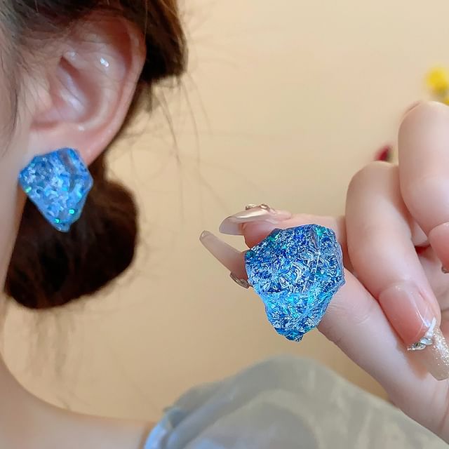Calafa-Irregular Resin Stud Earring