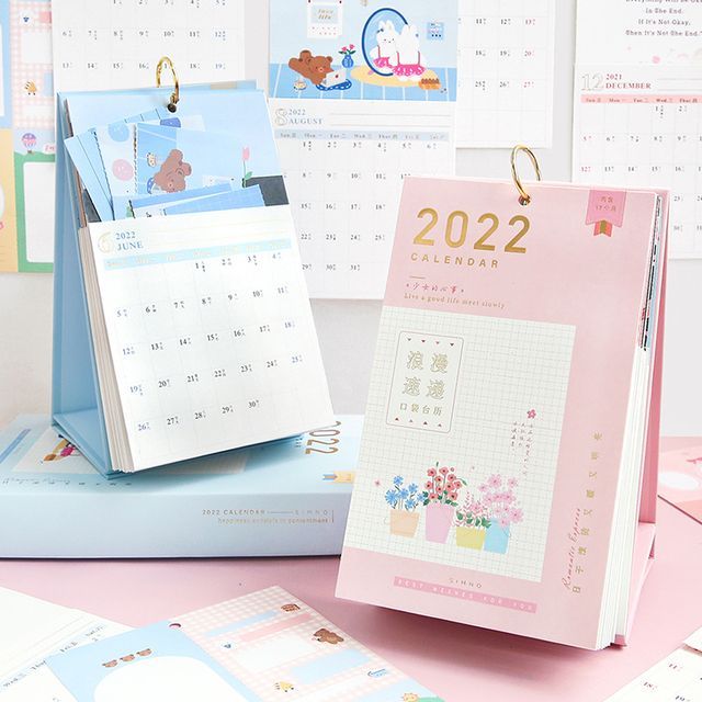 Cute Essentials Print Desktop Calendar 2022 | Yesstyle