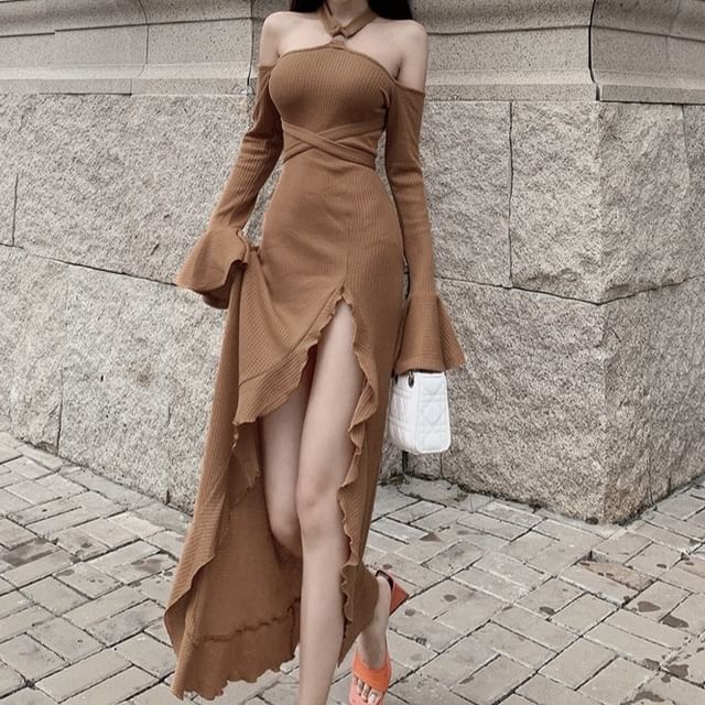 Rosesand Bell Sleeve Halter-Neck Cold-Shoulder Plain Ruffled