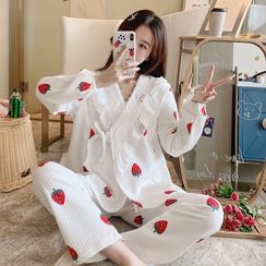Mamaladies(ママレディーズ) - Maternity Pajama Set: Strawberry Print Nursing Shirt + Pants