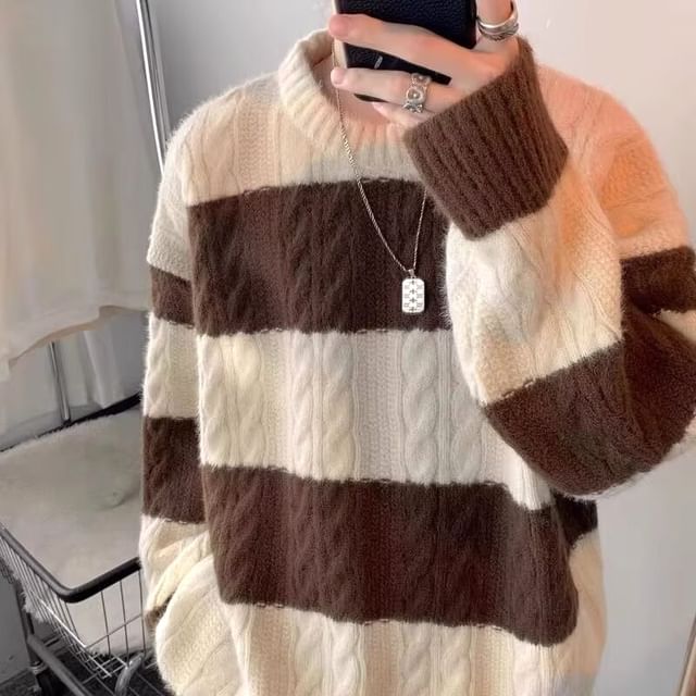 Blueforce-Round Neck Two Tone Cable Knit Sweater