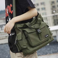 EAVALURE - Chained Buckled Messenger Bag EAVALURE - Chained Buckled Messenger Bag