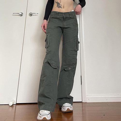 Low Rise Pocket Slim-Fit Wide-Leg Cargo Pants