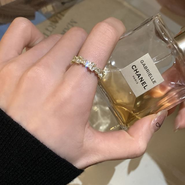Hansha-Rhinestone Ring
