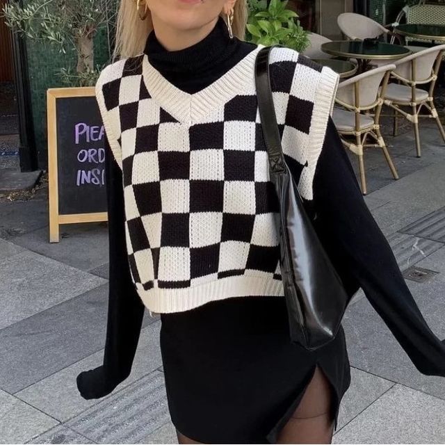 Flotto - V-Neck Checkered Sweater Vest | YesStyle