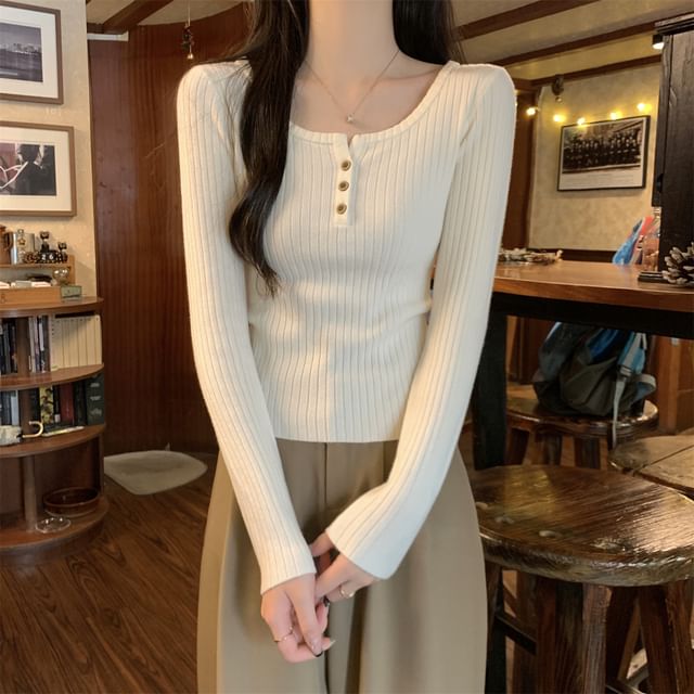 Dragan Pulse-Long-Sleeve Henley Ribbed Knit Top