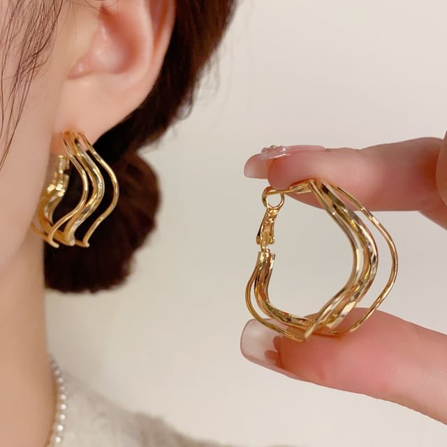 Chimerro-Irregular Layered Alloy Hoop Earring