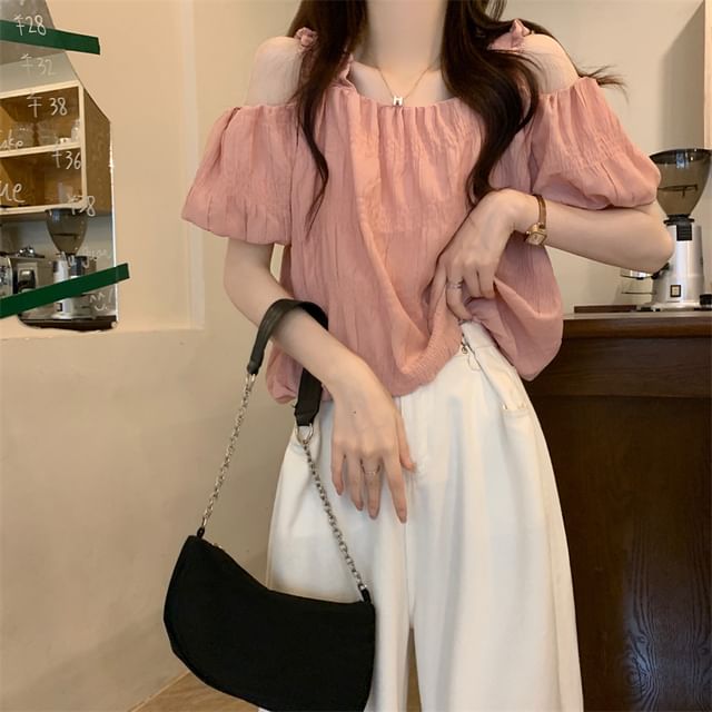 Magimomo-Short-Sleeve Cold Shoulder Plain Top
