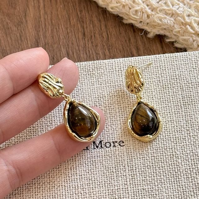 Kayochs-Cabochon Drop Earring