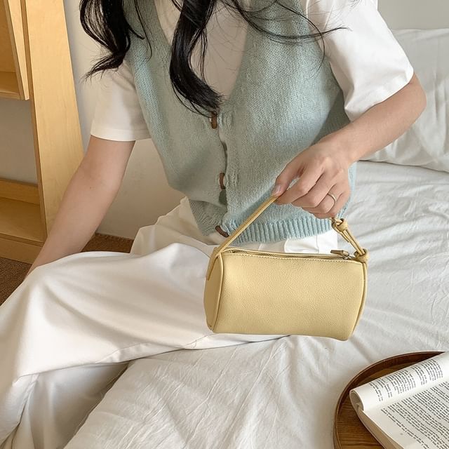 FAYLE-Barrel Crossbody Bag