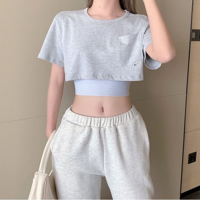 Short-Sleeve Cropped T-Shirt / Cropped Tank Top