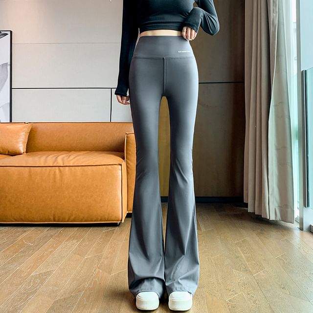 Dragan Pulse-High Waist Plain Flared Pants