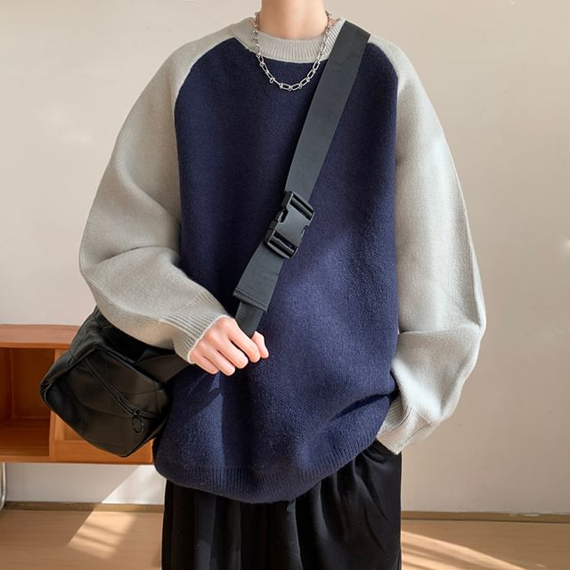 Naideth-Long-Sleeve Crew Neck Raglan Sweatshirt