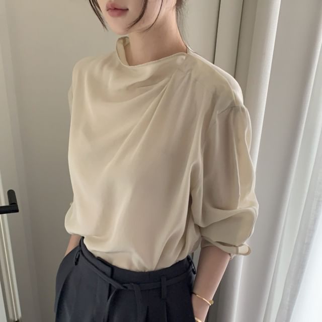 Jesong-Puff-Sleeve High Neck Plain Shirred Blouse